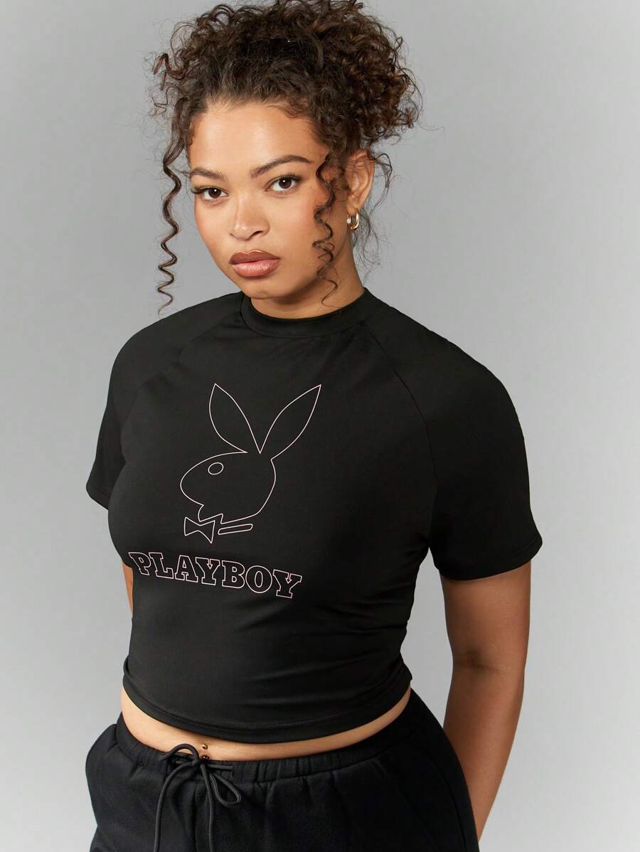 MISSGUIDED PLUS x Playboy 标志性兔子徽标短款 T 恤 Y2K 时尚街头服饰短袖运动高领休闲家居服针织宽松夏季春季运动休闲上衣 - 粉色 - 查看 1