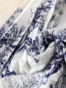 SHEIN Unity 大码蓝白花卉印花蝙蝠袖褶皱下摆中长连衣裙