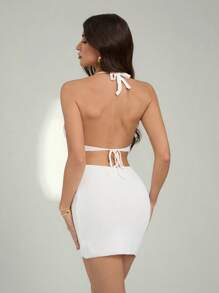 SHEIN Tall Seksowna damska sukienka mini z dekoltem w serek i bez rękawów typu halter