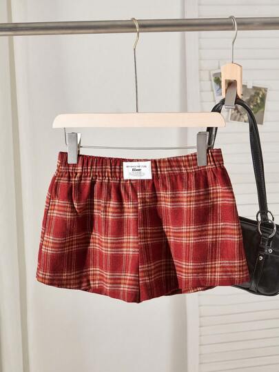 Comfortcana 女式字母徽标贴片图案宽松休闲短裤