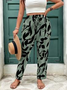 SHEIN Frenchy Plus Size Casual Vacation Plant Print Pants,Summer Pants - Green - View 6