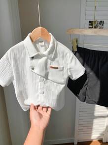 SHEIN Leap Crew 2 piezas Conjunto de camisa de manga corta blanca y pantalones cortos con cintura elástica negra en estilo coreano casual y lindo para niño pequeño, adecuado para fiesta de cumpleaños, fiesta de noche, actuación, boda, baby shower, celebración del 1er cumpleaños - Multicolor - Ver 9