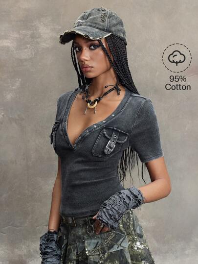 Grunge Punk Vintage Washed Distressed Crew Neck Short Sleeve Loose Tee Shirt With Kangaroo Pocket For Women, Black/Grey, Summer Beach Graduation Easter Concert Nashville Vacation