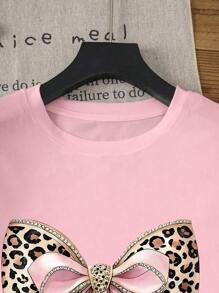 SHEIN MOOSTA Women's Casual Leopard Print & Bow Design Plus Size Short-Sleeved T-Shirt, Summer - Baby Pink - View 4