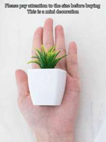 SHEIN 3pcs Mini Size Plastic Oxidation‑Resistant And Color‑Fading‑Resistant Green Aloe Vera, Sword Grass And Fern Leaf Artificial Mini Plant Pots For Living Room And Bedroom Home Decor And Artificial Flowers, Home Decor, Living Room Decor, Bedroom Decor