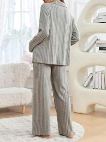 SHEIN Set pigiama da donna premaman con 2 pezzi, cardigan a costine monocromatico e pigiama con ricamo a lettere