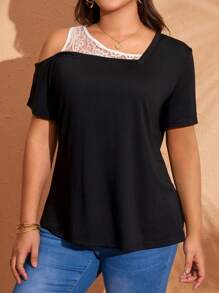 EMERY ROSE Maglietta casual da donna con scollo asimmetrico in pizzo a contrasto e maniche corte, adatta per outfit casual da paese, vacanza o uso quotidiano, semplice e alla moda, top estivo da donna, outfit da vacanza, outfit estivi da donna adatti anche per l'ufficio, outfit bohémien da festival o vacanza