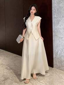 DAZY Solid Color V-Neck Camisole & Skirt 2 Pieces Set For Women - Apricot - View 3