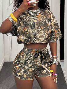 Slaydiva 2 件套女士休闲运动套装，圆领短袖 T 恤和短裤套装，树枝印花面料运动套装，2025 年春夏新品 - 彩色 - 查看 5