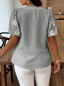 SHEIN Clasi 大码条纹植物印花褶饰拼接衬衫，带荷叶边细节 - 黑與白 - 查看 2