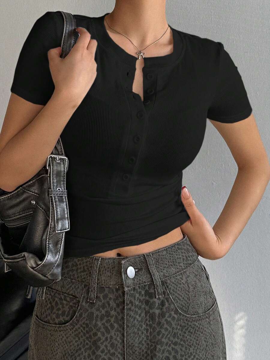 DAZY 女式夏季圆领半开前开合性感休闲基本款短袖 T 恤