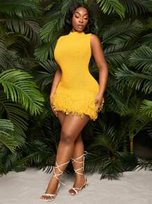 SHEIN SXY 大码女式新款春夏圆领无袖镂空流苏迷你紧身针织连衣裙，适合日常穿着、音乐节、音乐会、狂欢派对、海滩度假、约会之夜、生日、单身派对服装、俱乐部、可爱、休闲、购物、街头服饰、外出、风骚、易于搭配且看起来苗条、突出您的身体、修饰身材