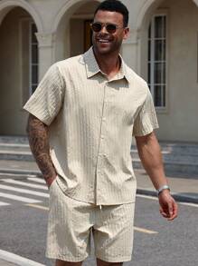 Manfinity Homme Plus Size Men's Solid Color Short Sleeve Single-Breasted Shirt And Shorts Casual Suit - Apricot - View 1