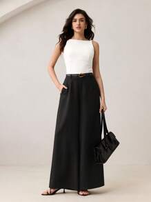 BizChic Novo Top de Alça Spaghetti com Decote Quadrado e Costas Abertas com Laço, Textura de Malha, para Mulheres, Moderno, Elegante, Urbano, Cotidiano, Romântico, Estilo Retrô dos Anos 90, Adequado para Casamento, Festa, Praia, Formatura, Moda, Carnaval, Férias, Versátil, Minimalista, Romântico, Adequado para Convidado de Casamento, Anfitrião, Encontro, Festa, Show, Brunch, Aeroporto - Branco - Visão 3