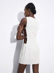 Maija 女式白色无袖金属装饰休闲连衣裙，极简主义风格，适合节日、生日、派对狂欢装、节日旅行装、节日万圣节服装 - 白色 - 查看 4