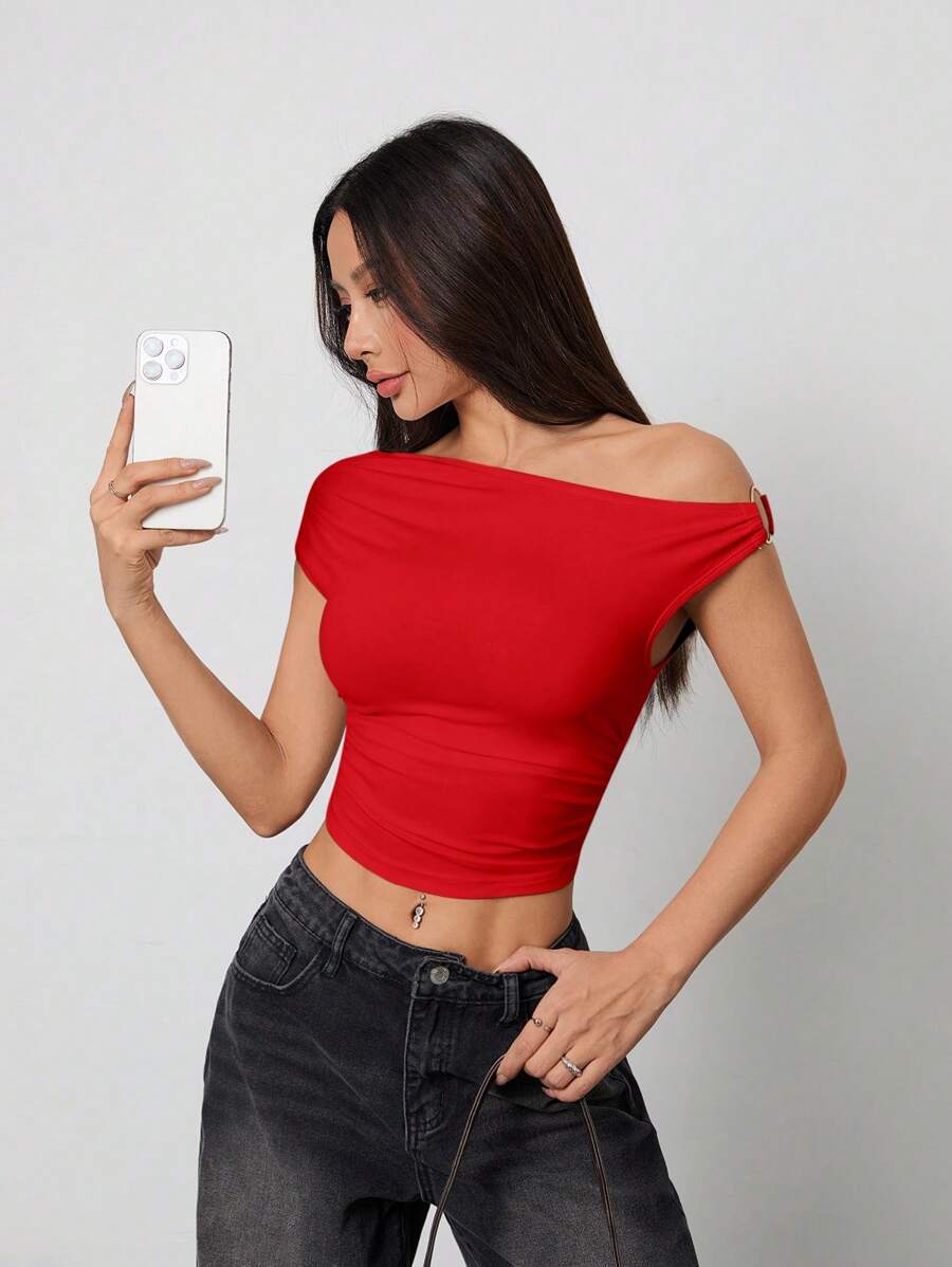 SHEIN PETITE Women's Red Knitted Casual Crop Top With Asymmetrical Neck And Short Sleeves - Red - View 1
