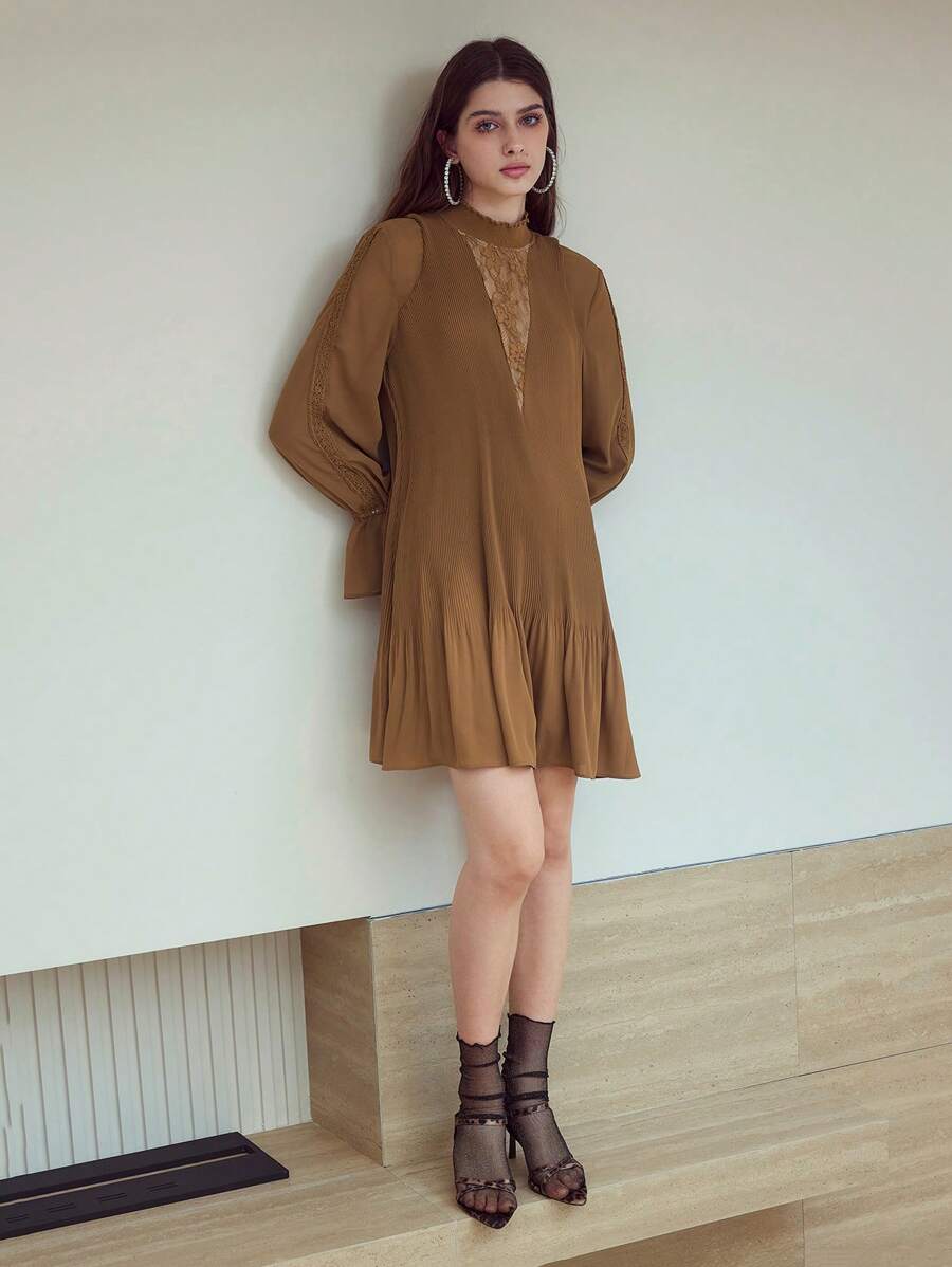 MOTF STUDIO 对比色蕾丝褶皱连衣裙 - 咖啡棕 - 查看 1