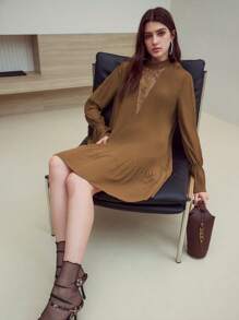 MOTF STUDIO 对比色蕾丝褶皱连衣裙 - 咖啡棕 - 查看 6