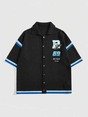 Top court à manches courtes tricoté, coupe ample avec motif chiffré, à simple boutonnage pour homme