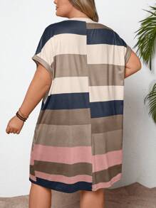 SHEIN CURVE+ Plus Size Women's Casual Striped Color-Block Pattern Round Neck Midi Dress,Summer Outfits For Womenbeach Outfits For Woman/Beach Dress/Beach Vacation Outfits/Beach Essentials / Graduation/Tea Party Dress