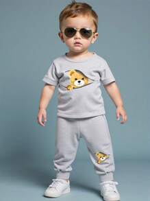 SHEIN 男婴拉链熊印花休闲圆领短袖T恤和裤子套装，夏季