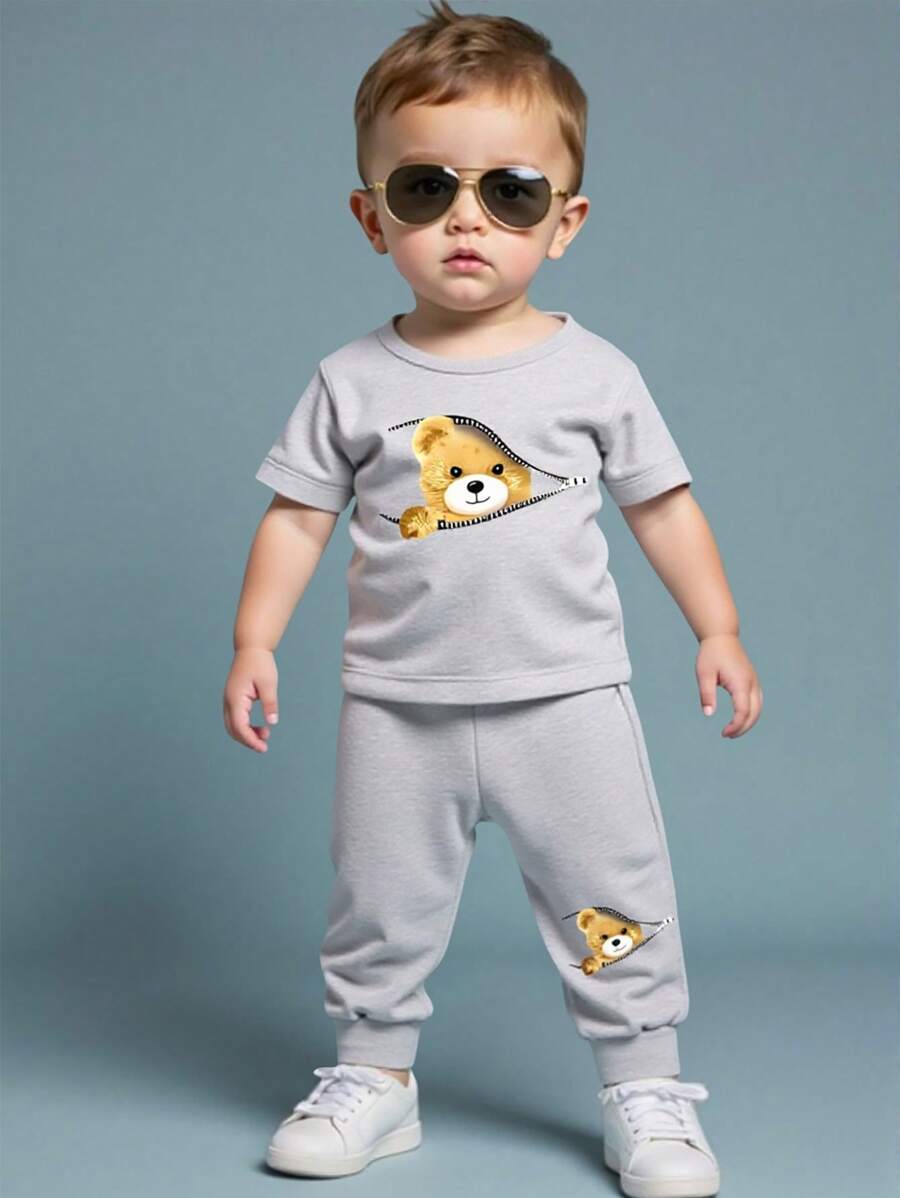 SHEIN 男婴拉链熊印花休闲圆领短袖T恤和裤子套装，夏季