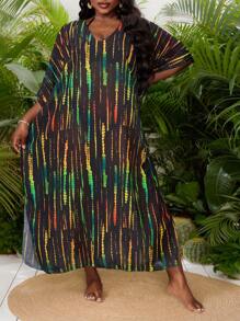 SHEIN Slayr CURVE Plus Size Women Random Print V-Neck Loose Beach Vacation Long Cover Up - Green - View 4