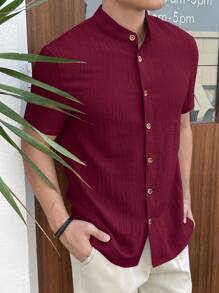Manfinity VCAY Kemeja Pria Lengan Pendek Kancing Tunggal Kasual Tenun Warna Merah, Cocok untuk Liburan, Hadiah Hari Ayah - Merah - View 1