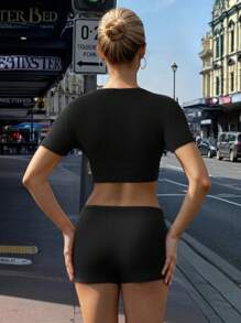SHEIN ICON 2 Conjunto de Mujer Camiseta de Manga Corta con Estampado de Letras y Pantalones Cortos de Cintura Baja 2 Piezas Conjunto Ropa de Verano Mujer Para Outfit de Pascua y Aeropuerto de Ibiza