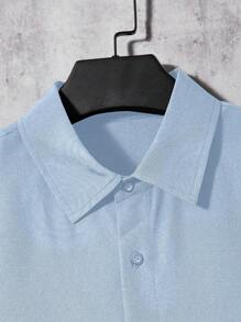 Manfinity VCAY 男士休闲梭织短袖衬衫，适合日常穿着 - 藍色 - 查看 3