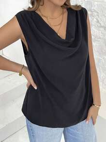 SHEIN Essnce Chemise sans manches noire ample et confortable pour femmes grandes tailles, style printemps/été, style minimaliste, pour le bureau, le travail, le style "old money", les sorties. Blouse ample pour grandes tailles, style européen été, tenue casual chic pour femmes.