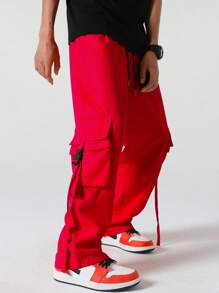 Manfinity Hypemode Loose Fit Men's Flap Pocket Side Cargo Pants - Red - View 3