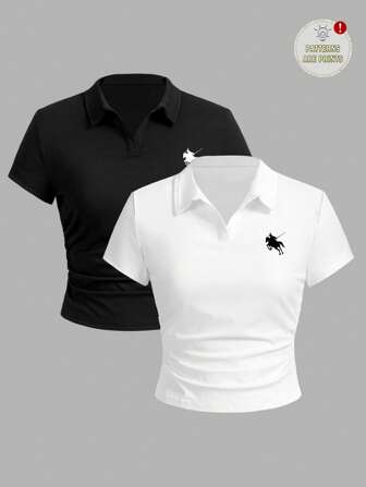 SHEIN Essnce 2 件女士休闲 Polo 领 V 领褶皱短袖 T 恤套装，带有小马标志，适合春夏季