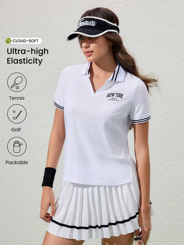 CourtClass Polo-shirt pour femmes avec motif blocs de couleurs, rayures et lettres imprimées
