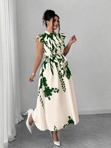 Elenzga Plus Size Floral Print Ruffle Trim Maxi Dress,Apricot Background With Black Flowers,Elegant And Sexy,Flaunts Figure Curve, Suitable For Vacation, Beach Party, Picnic, Casual Outing, Suitable For Spring/Summer