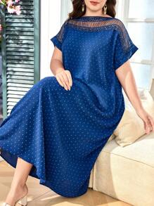 SHEIN Lacomfia Vestido casual de mujer de talla grande con mangas cortas, parches de encaje, recorte y textura fluida - Azul Marino - Ver 1