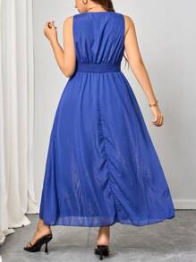 SHEIN Clasi Robe élégante de soirée, de mariage ou pour invité de mariage en mousseline de soie bleu marine, sans manches et avec un décolleté plongeant pour femme grande taille. Idéale pour les vacances et une utilisation quotidienne. - Bleu marine - Voir 2