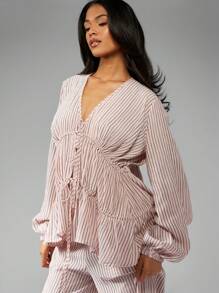 MISSGUIDED Conjunto de 2 piezas con blusa de mangas abullonadas y cuello en V con cintura fruncida, y pantalones anchos para usar como ropa de resort o de estar en casa en primavera y verano - Multicolor - Ver 3