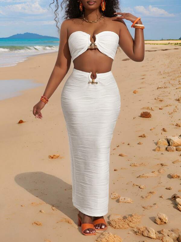 Slaydiva Große Größen metallisches Bandeau Crop Top und Mini Rock Co-Ord Set, sexy Urlaubsstil