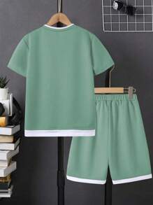 SHEIN Tween Boy Summer Casual Color Block Round Neck Short Sleeve T-Shirt And Shorts 2 Pieces Set, School, Campus, College