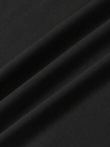 Flirla 2件套女士加大码V领短袖针织T恤套装 - 黑與白 - 查看 4