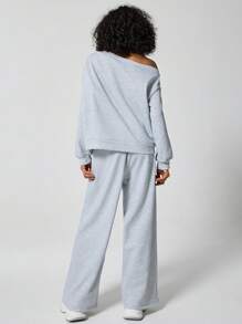 SHEIN EZwear Girls Y2K Preppy Daily Wear Number Printed Keep Warm Asymmetrical Neck Long Sleeve Sweatshirt And White Elastic Waistband Wide Leg Sweatpants