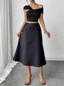 SHEIN Clasi 2pcs Set Knitted Plaid Ruffle Asymmetric Collar Form-Fitting Crop Top & High Waisted Solid Color Fishtail Skirt Women's Concert Attire - Black - View 4