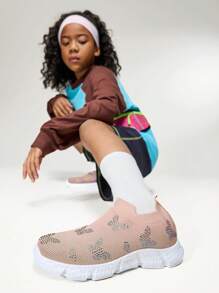 JNSQ 1 Pair Kids Casual Studded Slip-On Soft Bottom Sports Shoes, Versatile For All Seasons Back-To-School - Pink - View 3