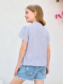 SHEIN 青少年女孩休闲梭织条纹立领收腰花瓣袖纽扣修身衬衫 - 淺藍色 - 查看 6