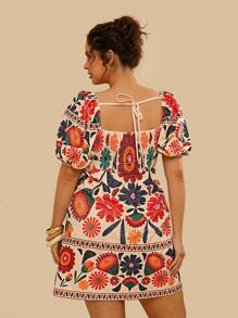 Travachic Vestido mini de punto de verano para mujer talla grande, con cuello cuadrado, mangas abullonadas y estampado colorido bohemio