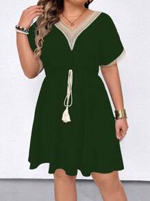 SHEIN LUNE Plus Size Women Women Stylish Summer V-Neck Fringed Belted Dress Ruched Waist Drawstring Dress Plus Casual Dress Short Sleeve Summer Dress Plus Size Boho Dress Tie Short Sleeve Dress Vacation Travel Fringed Belted Dress Spring To Summer Vacation Dresses - Dark Green - View 5