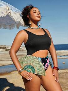 Travachic Plus Size Tropical Plant Print Patchwork Hollow Out Drawstring Sexy One-Piece Swimsuit For Women - Black - View 3