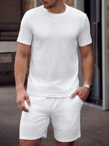 Manfinity RelaxMax Men's Solid Color Crew Neck Short Sleeve T-Shirt And Shorts Casual Set,Textured Fabric,Suitable For Summer, Vacation, Daily Outfit, Party, Couple Matching, Men's Gift, Graduation Gift - White - View 5