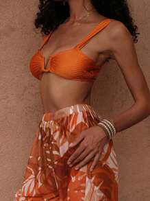 SHEIN Swim Top sin mangas de mujer de unicolor con textura de hielo de cuello en U sexy, ropa de playa para verano